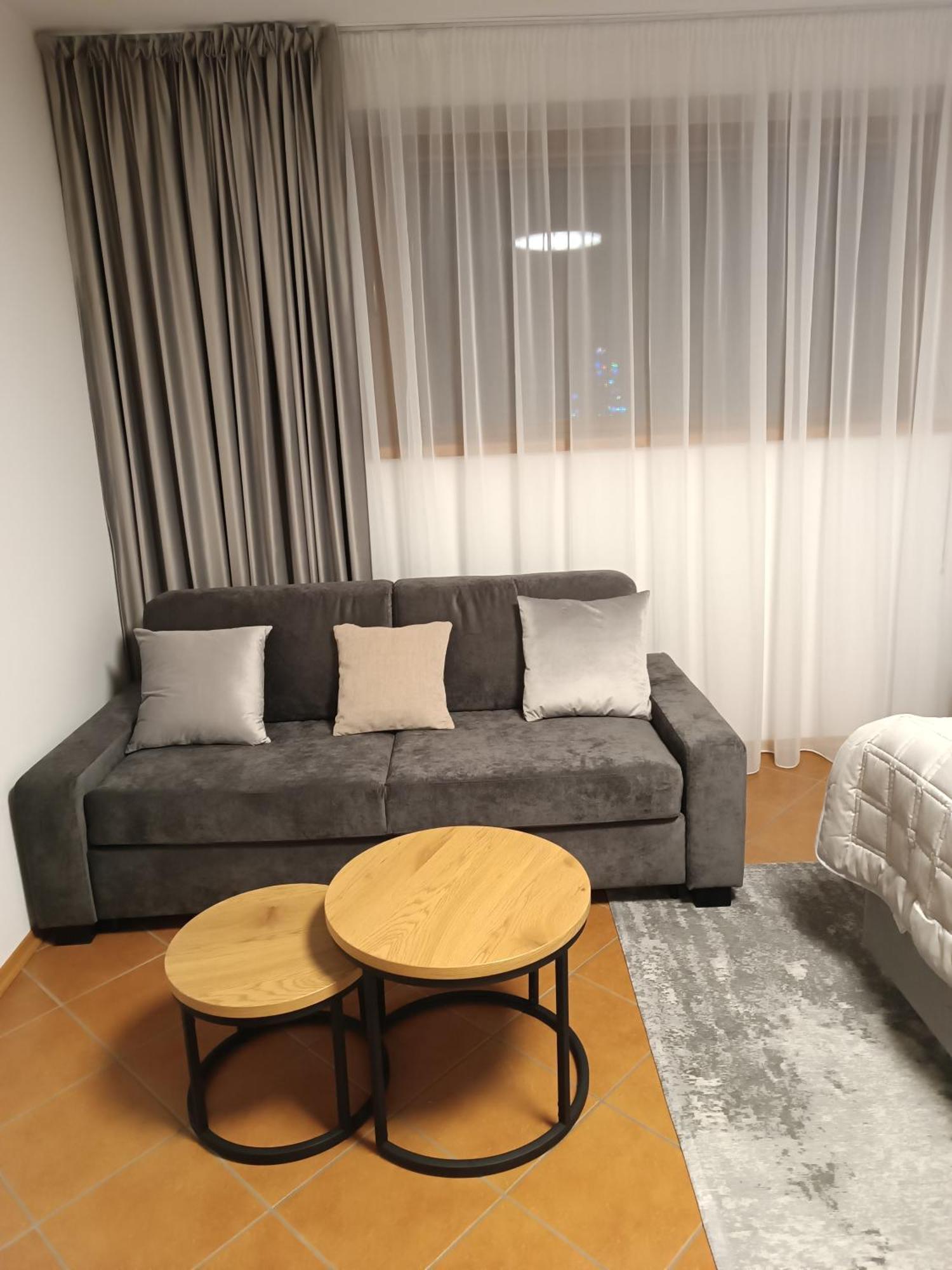 3 Bathrooms Apartman Mimi Liptovsky Mikulas Exterior photo